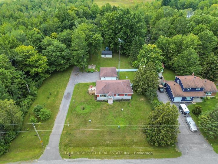 Property Photo:  5090 Carlsbad Lane  ON K0A 3H0 