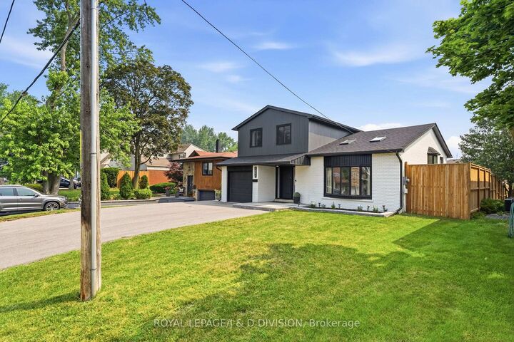 Property Photo:  1893 Spruce Hill Road  ON L1V 1S6 