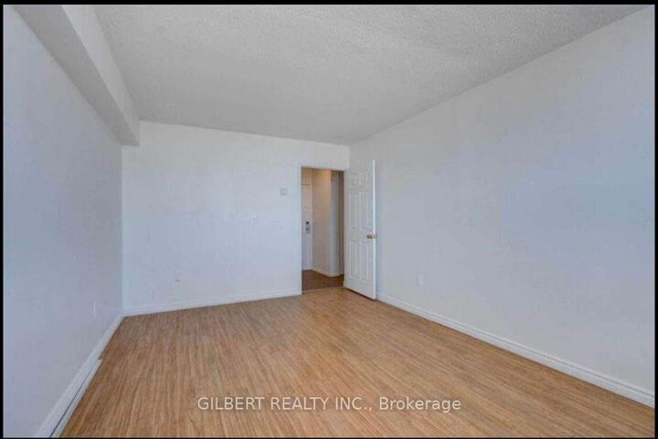 Photo de la propriété:  940 Caledonia Road 909  ON M6B 3Y4 