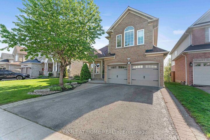 Property Photo: 1048 McQuay Boulevard ON L1P 1R8