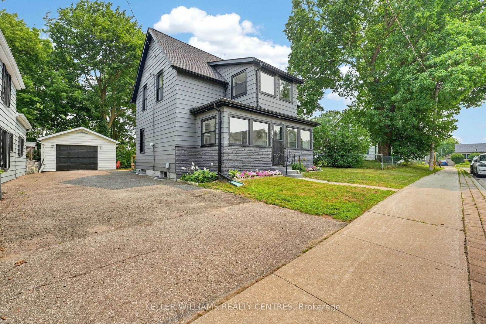 Property Photo: 291 Ellen Street ON L3Y 4C7
