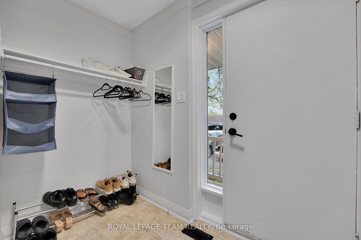 282 Dalehurst Drive — photo 1