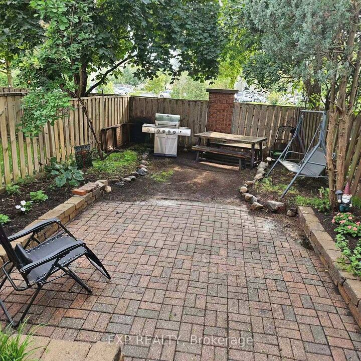 Property Photo: 6431 Timothy Court ON K1C 3E5