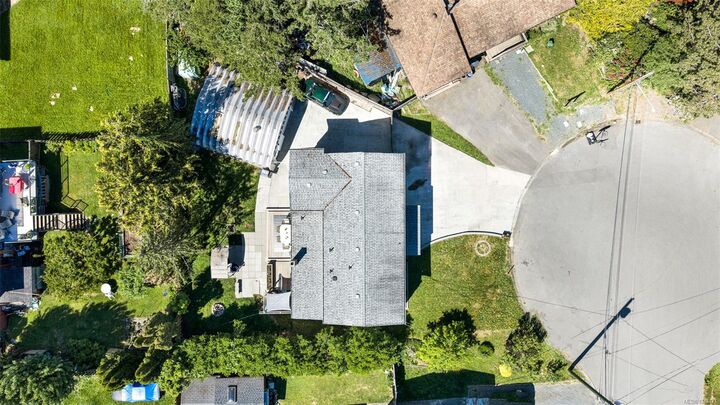 Property Photo: 3338 Glacier St BC V9L 3Z8