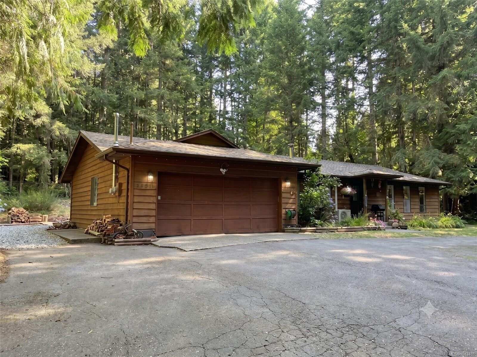 Property Photo: 2331 Renfrew Rd BC V8H 2E8