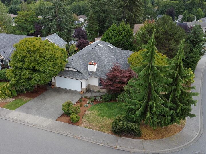 4796 Vista View Cres — photo 1