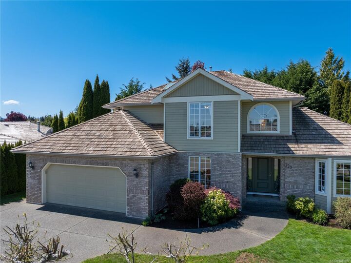Property Photo: 729 Crown Isle Dr BC V9N 8R5