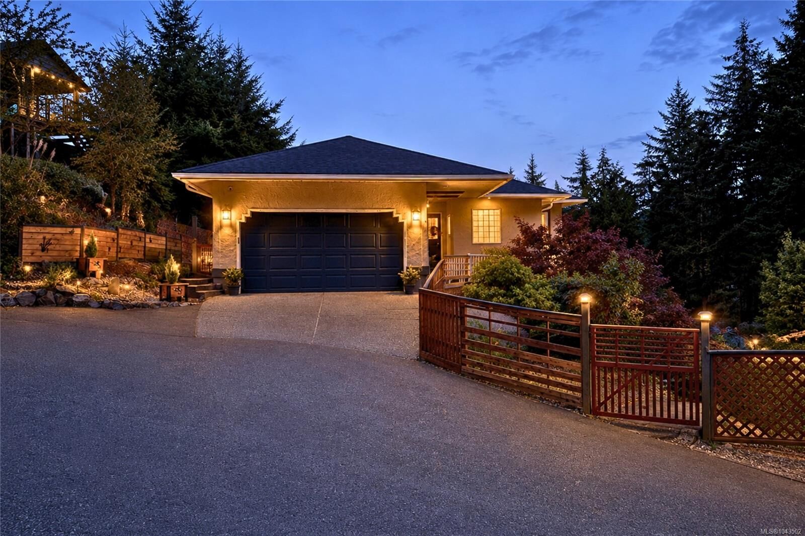 Property Photo: 2305 Mate Pl BC V9P 9G2