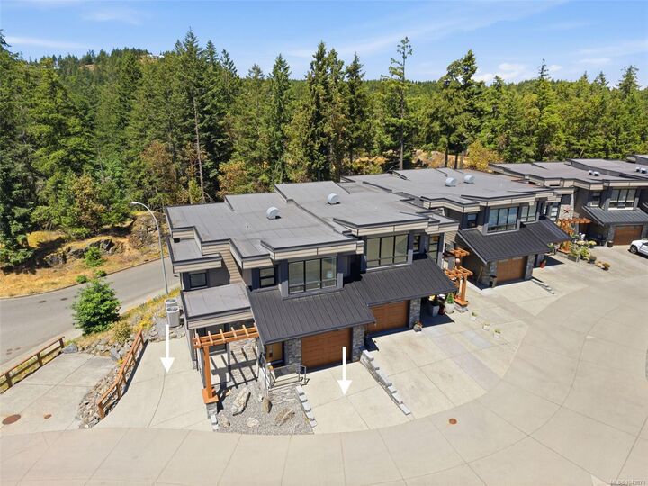 Property Photo: 3406 Ocean Mist Pl BC V9T 0E7