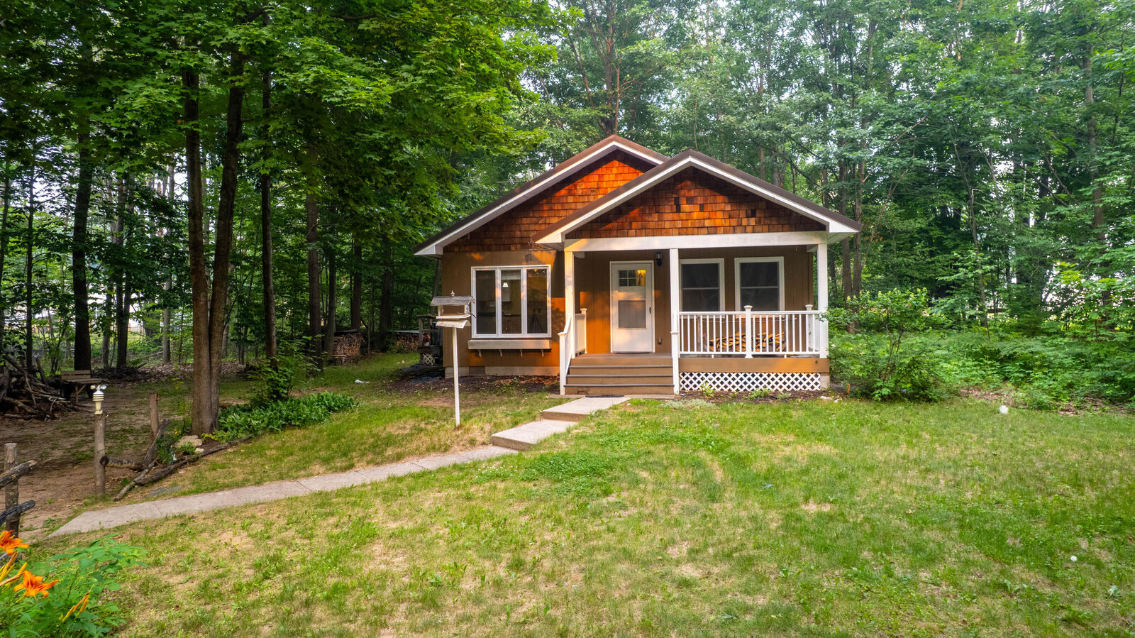 Property Photo: 7462 N M 33 MI 49721