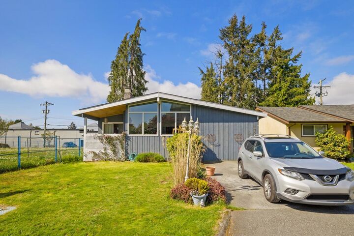 Property Photo: 1253 Hunter Road BC V4L 1Y9