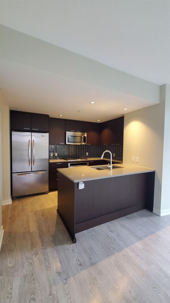 Property Photo: 2975 Atlantic Avenue 702 BC V3B 0C6