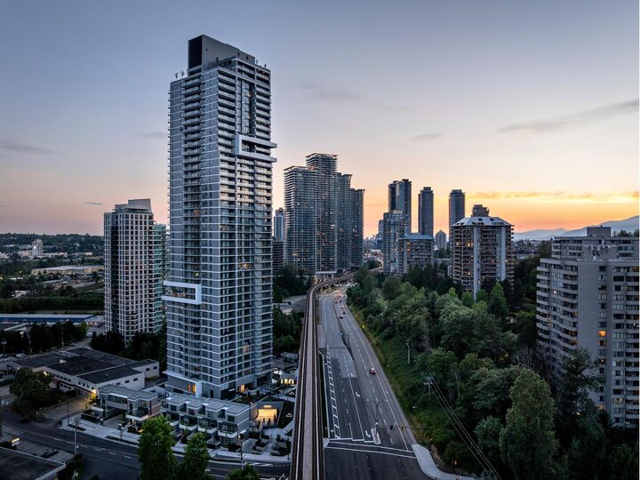 Property Photo: 2135 Springer Avenue 3103 BC V5B 0C1