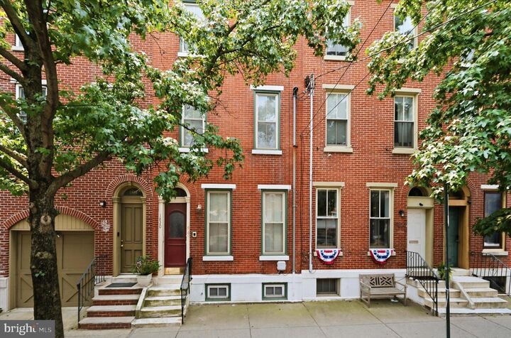 Property Photo: 1820 Fairmount Avenue PA 19130
