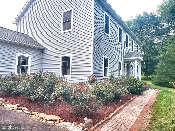 Property Photo: 1198 Park Place PA 17055