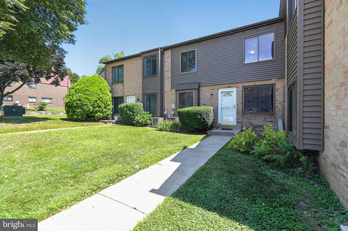 Property Photo:  5200 Hilltop Drive 139  PA 19015 