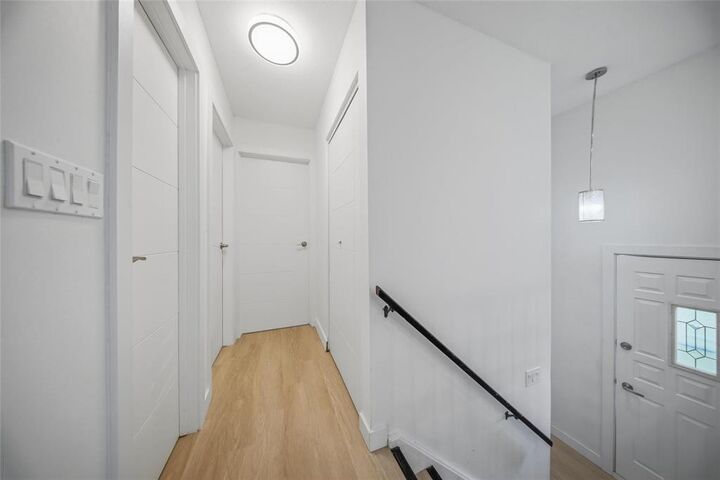 Property Photo: 66 Glenthorne Crescent MB R2M 2R4