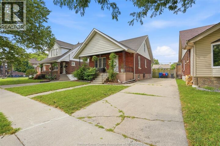 Property Photo: 1585 Pillette ON N8Y 3C3