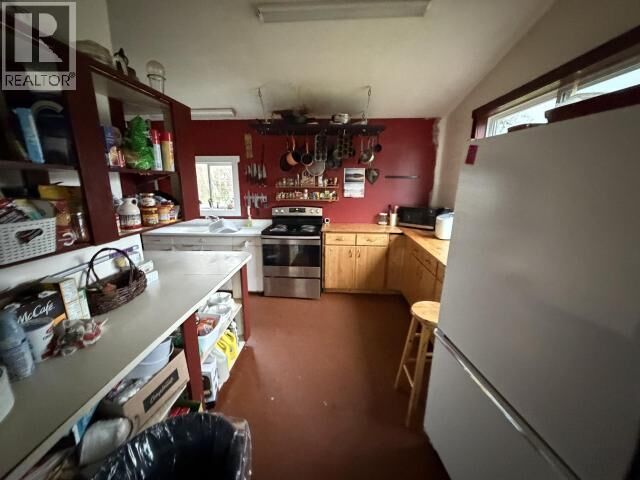 Property Photo:  6479 Sutherland Ave  BC V8A 4W5 
