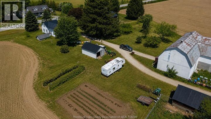 Property Photo: 226 Norfolk County Road 28 ON N0E 1G0