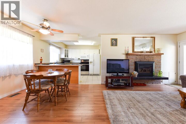 Property Photo:  52 Granby Place  BC V2A 2Z4 