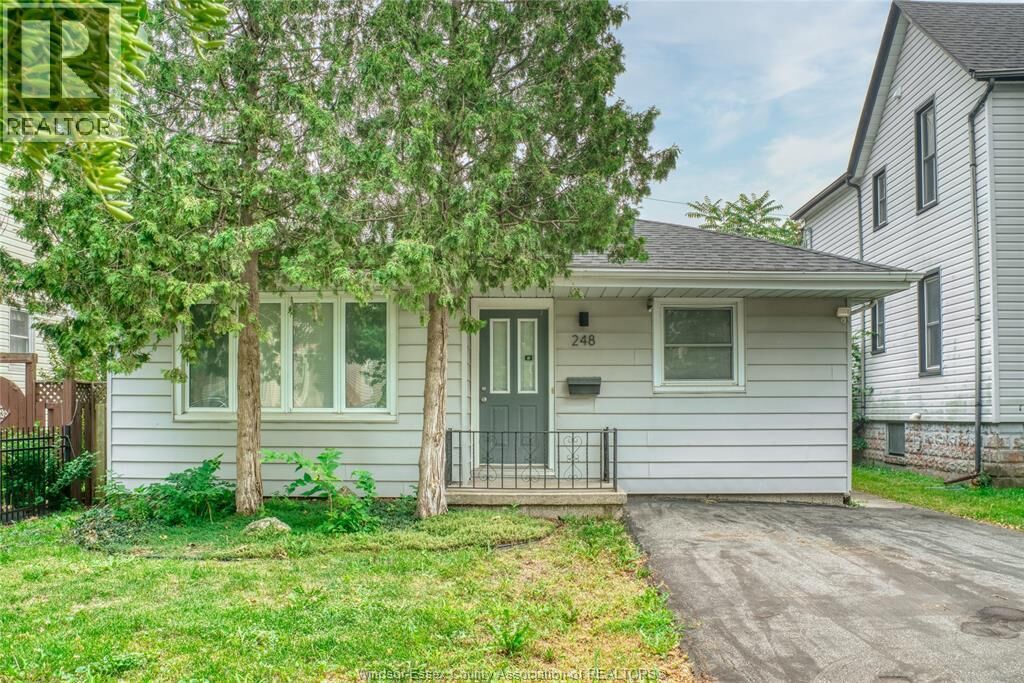 Property Photo: 248 McKay Avenue ON N9B 1Z4