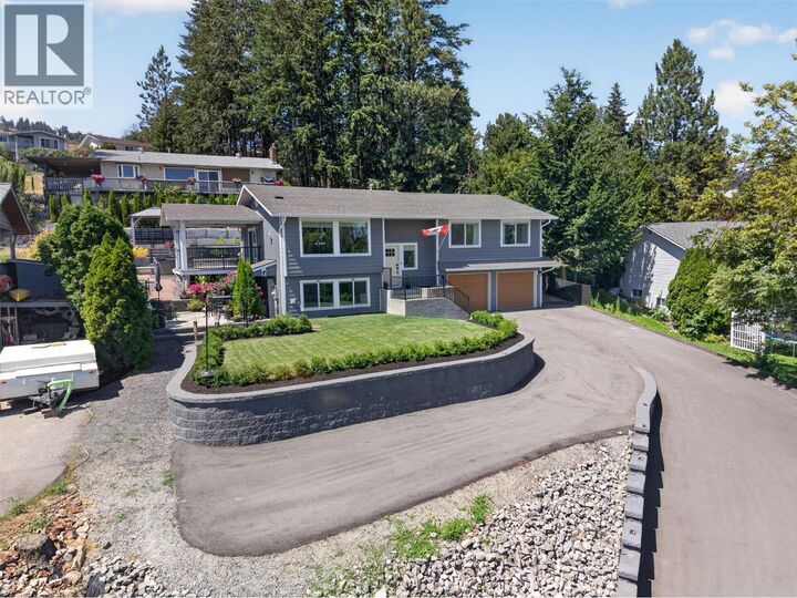 3752 Glenway Road — photo 1