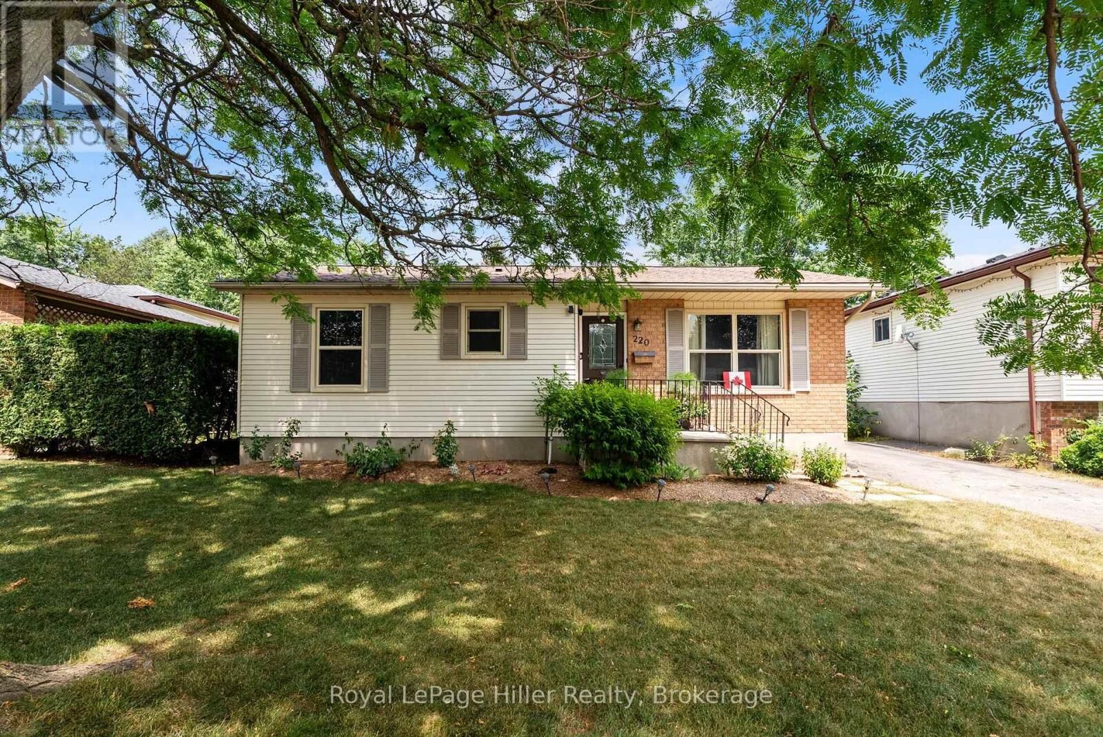 Property Photo: 220 Greenwood Drive ON N5A 7M9