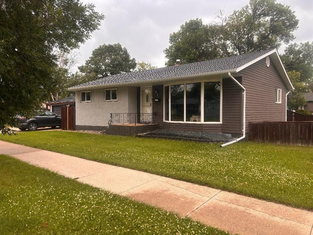Photo de la propriété:  1 Amarynth Crescent  MB R2Y 0B9 