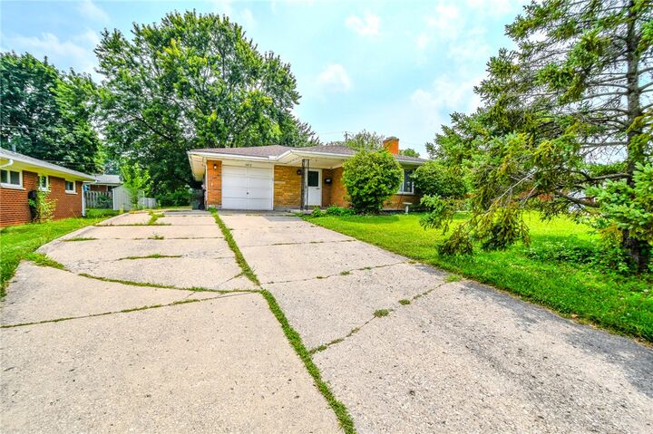 Property Photo:  1012 E Stroop Road  OH 45429 