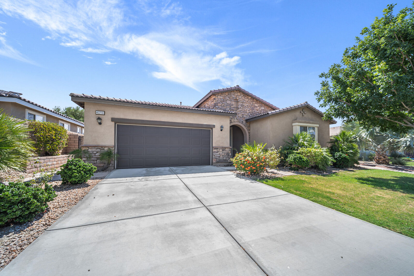 Property Photo: 42210 Summit Way CA 92203