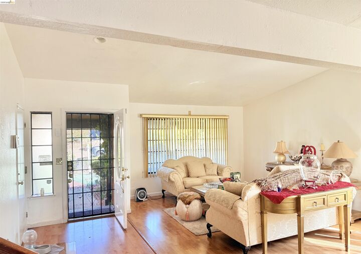 Property Photo: 133 Meadowlark Way CA 94547