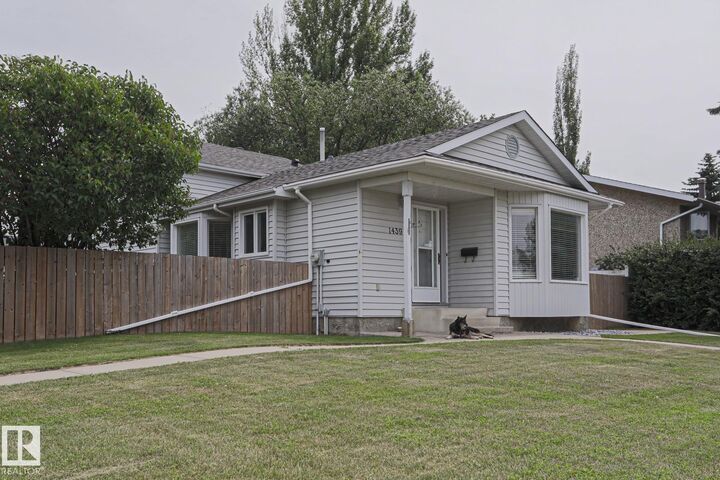 Property Photo:  1439 80 Street NW  AB T6K 2R3 