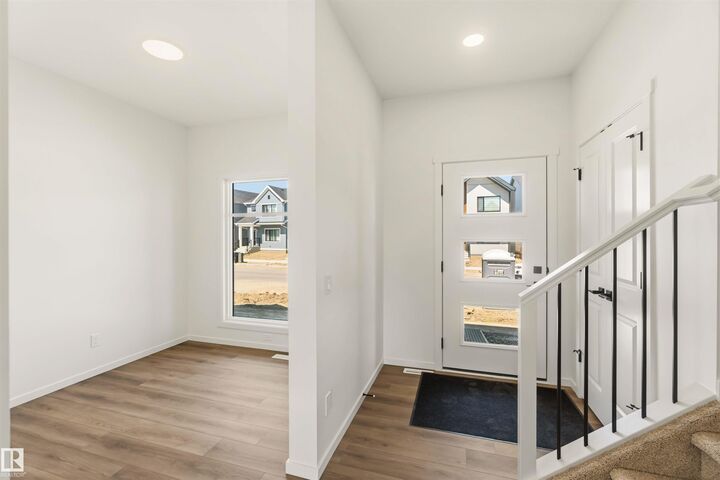 Property Photo: 265 Chappelle Drive SW AB T6W 5W4