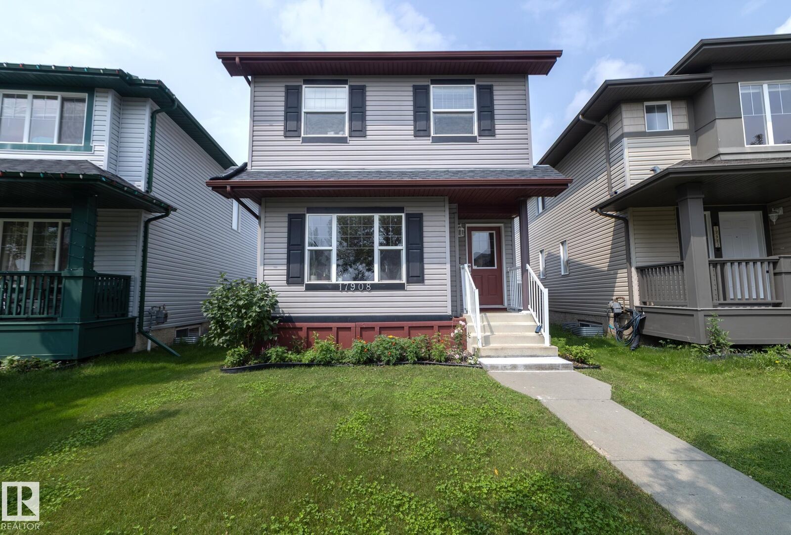 Property Photo:  17908 89 Street NW  AB T5Z 0A6 