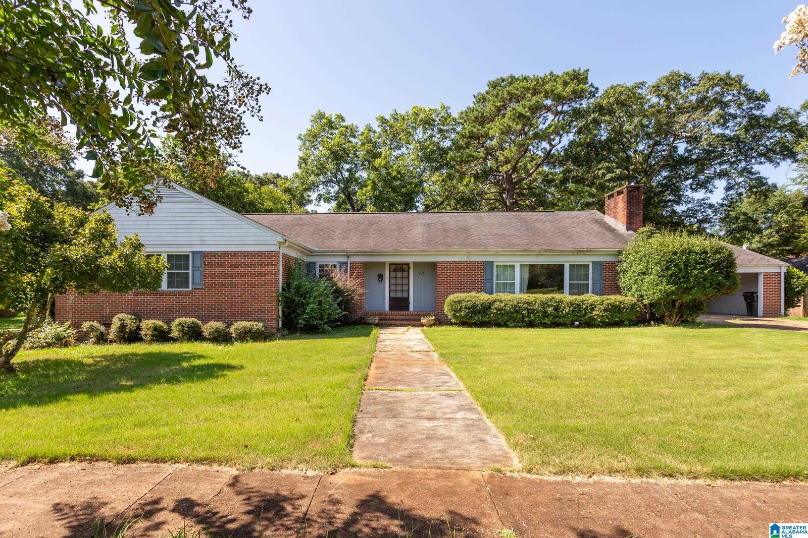 Property Photo: 717 Cedar Street AL 35160