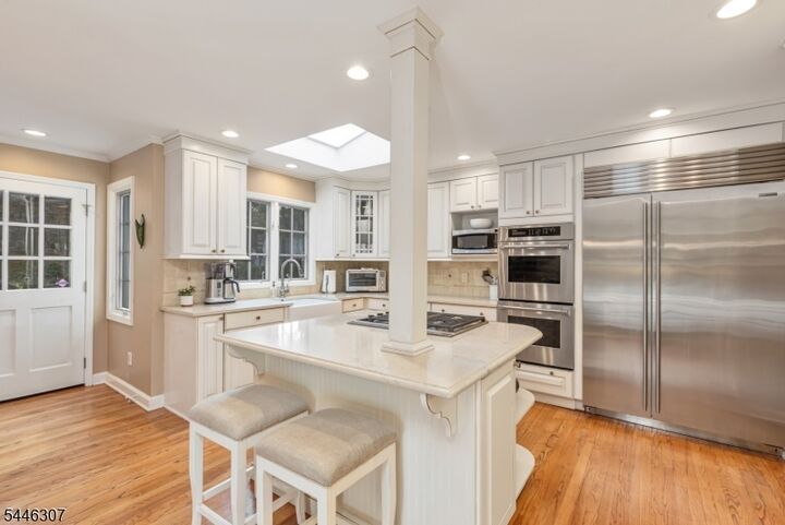 Property Photo:  567 Lawrence Ave  NJ 07090 
