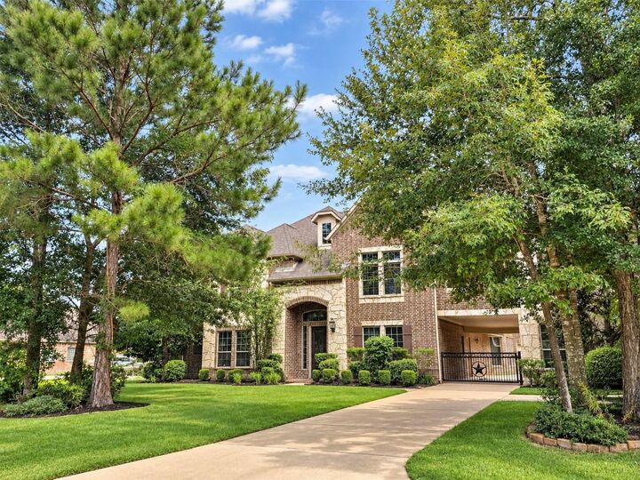 Property Photo: 15211 McCall Park TX 77355