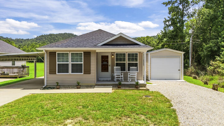 Property Photo: 313 Mynhier Road KY 40351