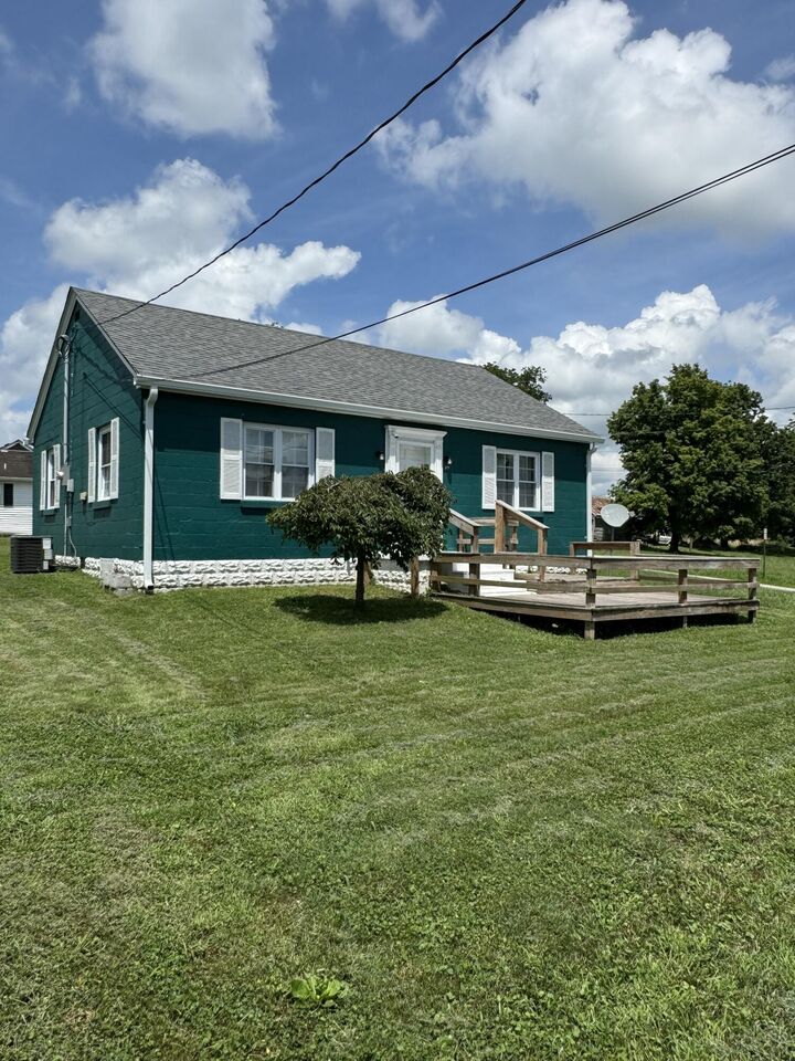 Property Photo: 449 Mooreland Avenue KY 40330