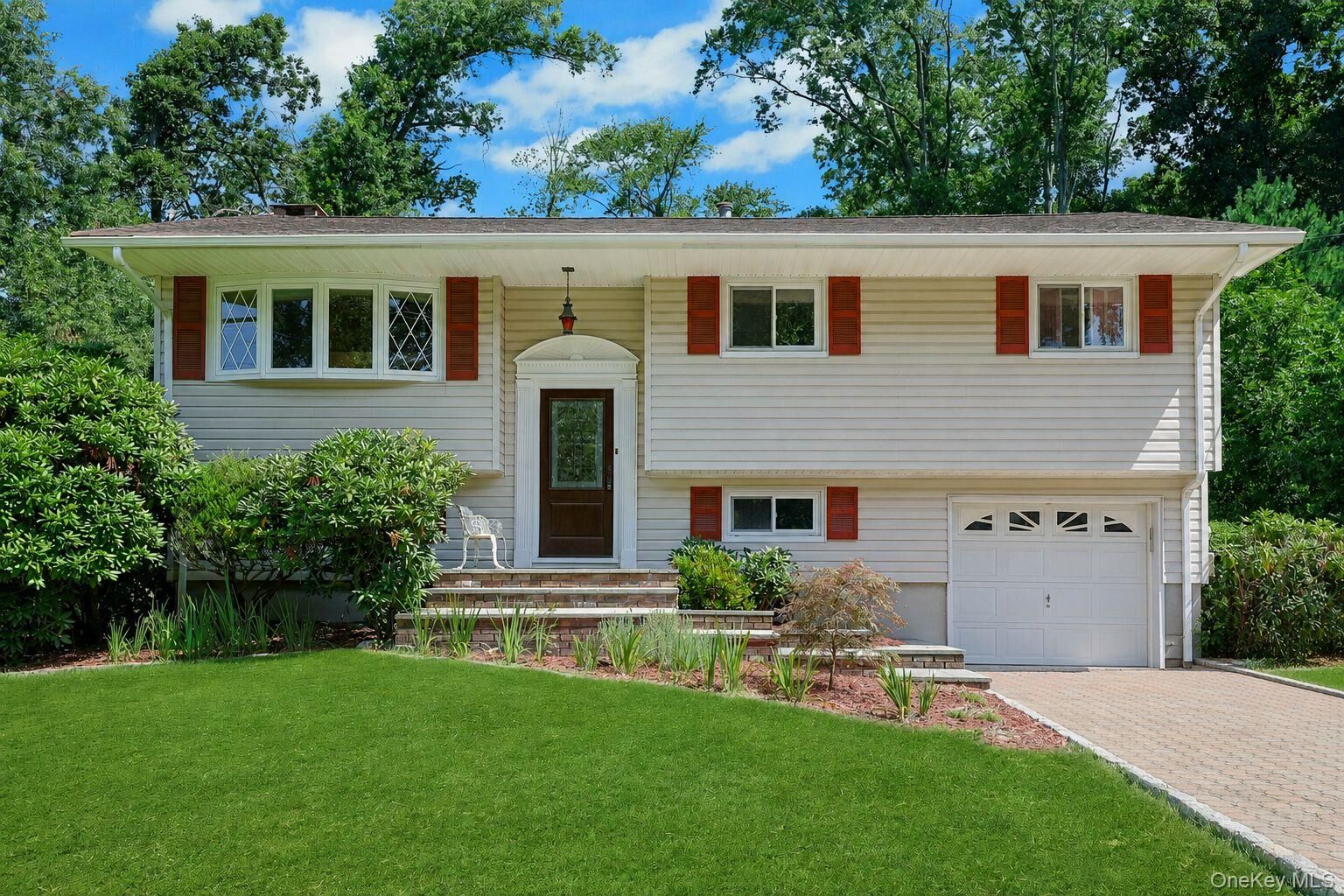 Property Photo:  19 Von Beaste Lane  NY 10920 