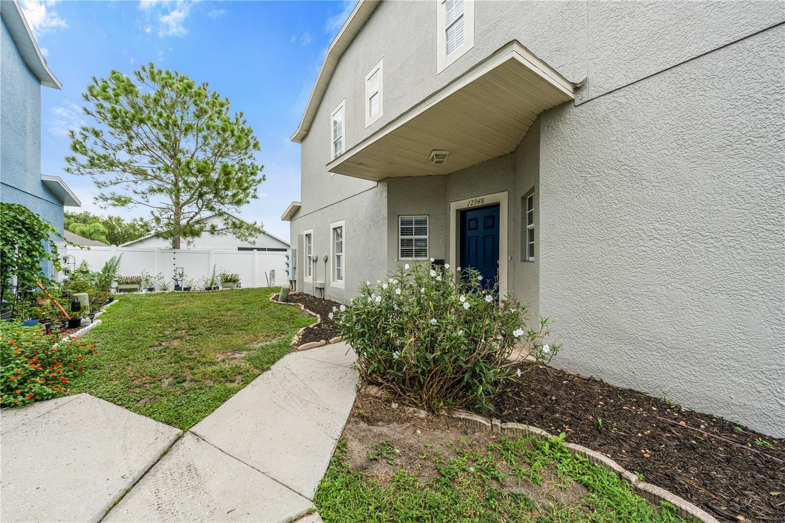 Property Photo: 12948 Kings Crossing Drive FL 33534