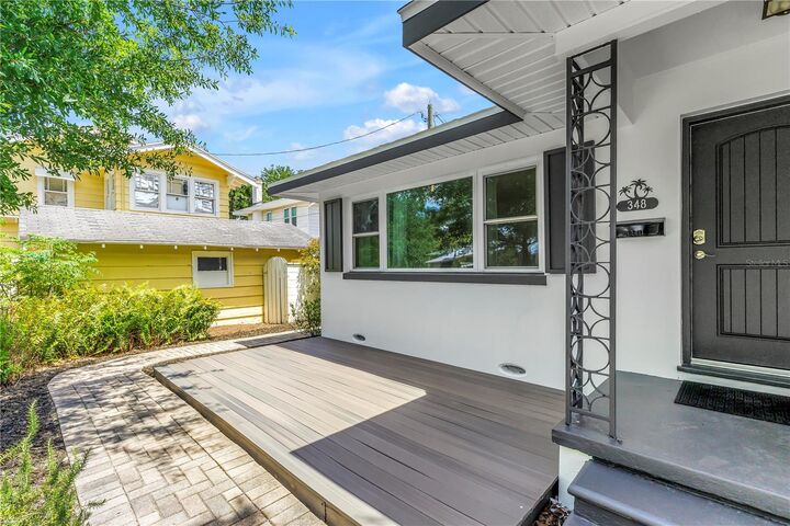 Property Photo:  348 11th Avenue NE  FL 33701 