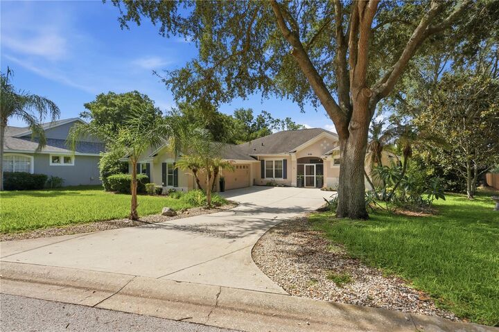 Property Photo:  13706 Via Roma Circle  FL 34711 