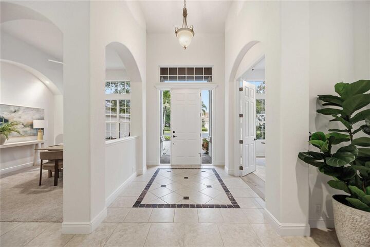 Property Photo:  903 Tranquility Circle  FL 34229 