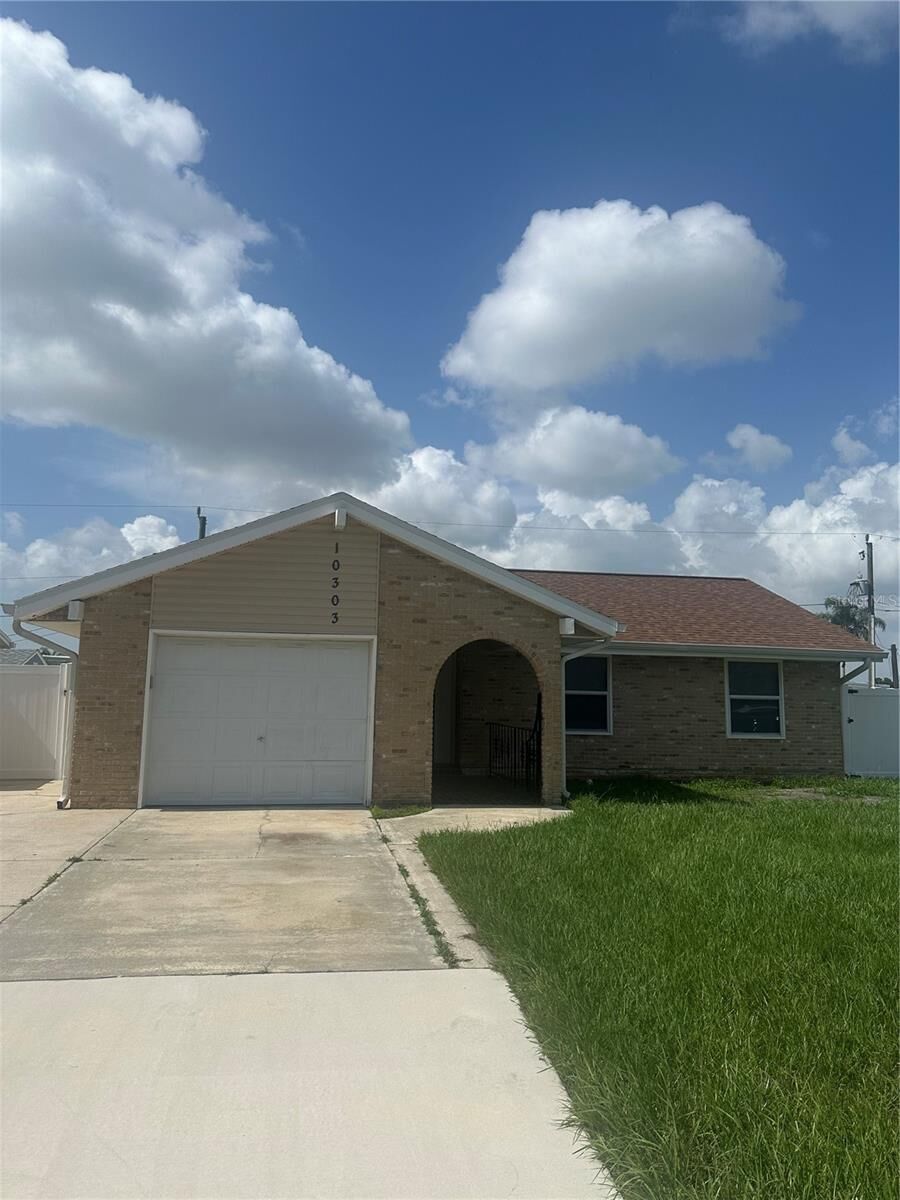 Property Photo:  10303 123rd Avenue  FL 33773 