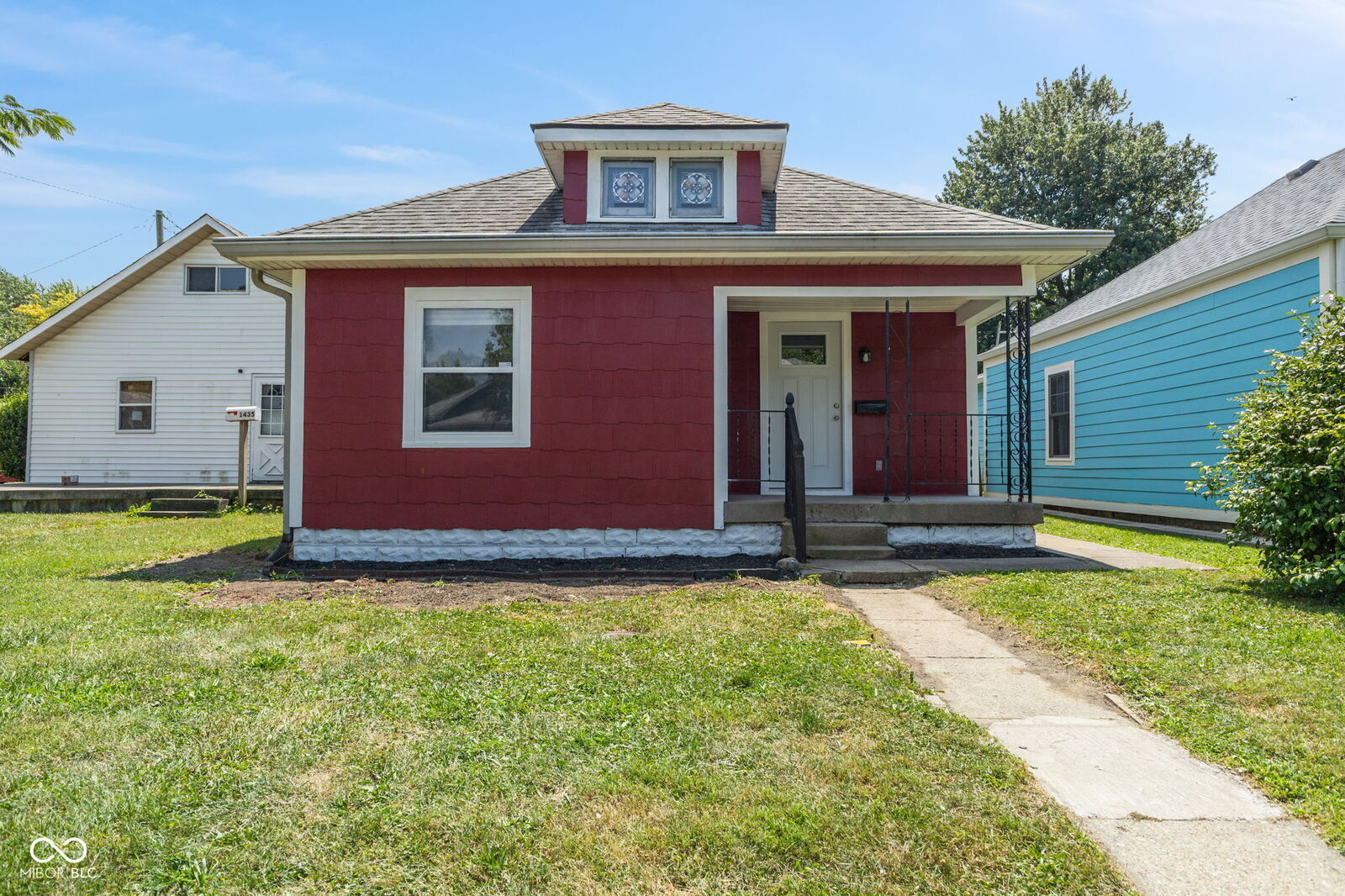 Property Photo:  1431 Finley  IN 46203 