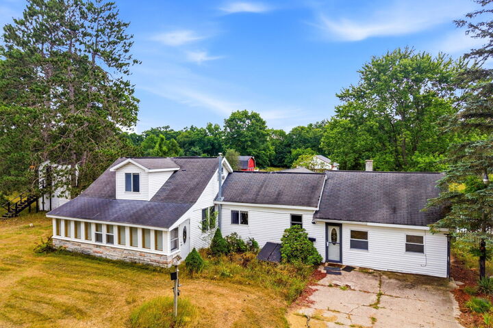 Property Photo: 14160 New Millpond Road MI 49307