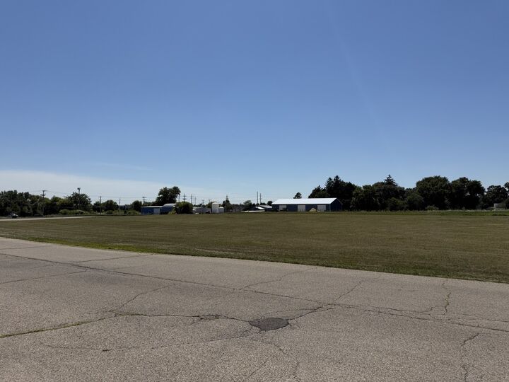Property Photo: 353 S Division Street IL 60033