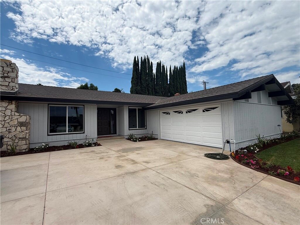 Property Photo: 5065 Marshburn CA 91006